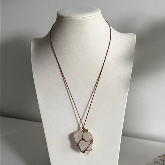 Clear Quartz Rope Wrap Rock Crystal Pendant Necklace - Picture 6 of 6